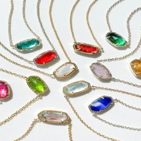 ????Looking to add some color to your wardrobe this spring and summer?  Kendra Scott is the perfect way to add just a bit of color!!