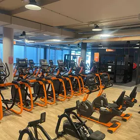 Basic-Fit Nieuwegein Raadstede - cardio