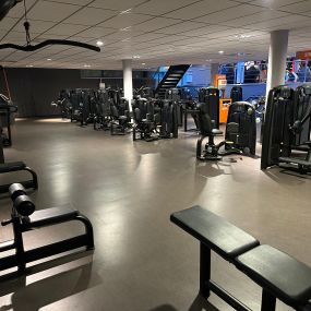 Basic-Fit Amstelveen Van Der Hooplaan 24/7  - strength zone