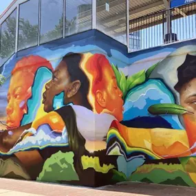 Exploring Evanston's vibrant streets is like stepping into an outdoor gallery! Be sure to check out these beautiful murals while you're out and about this spring.