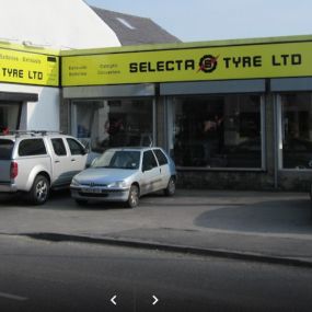 Bild von Selecta Tyre - New Mills - New Protyre