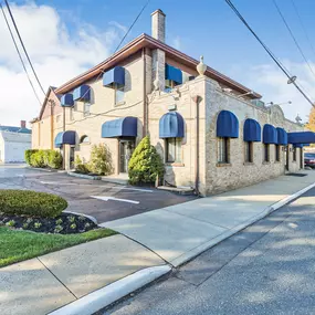 Exterior of
Woolley-Boglioli Funeral Home
10 Morrell St
Long Branch, NJ 07740