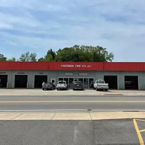 Freeman Tire Discounters on 527 E Spring Street in Cookeville