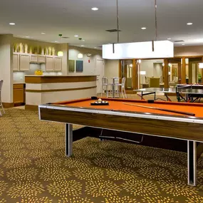 Bild von International Village Lombard