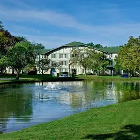 Bild von International Village Lombard