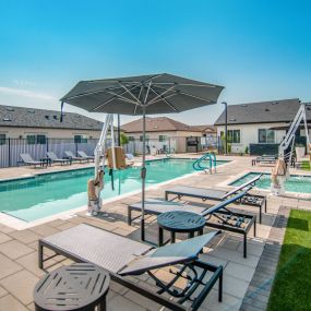 Pool and Lounge Area