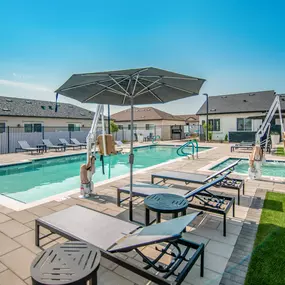 Pool and Lounge Area