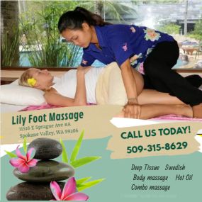 The full body massage targets all the major areas of the body that are most subject to strain and
discomfort including the neck, back, arms, legs, and feet. 
If you need an area of the body that you feel needs extra consideration, 
such as an extra sore neck or back, feel free to make your massage therapist aware and
they’ll be more than willing to accommodate you.
