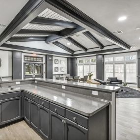 Clubhouse with Fully-Equipped Full-Size Kitchen