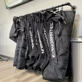 No pressure, no diamonds! Compression may help your body improve the flow of blood and lymphatic fluid, boost recovery, circulation and healing. This relaxing treatment applies controlled, dynamic pressure to extremities like the arms, legs and hips using NormaTec Pulse Rx 2.0 technology—the gold standard in Compression. Intended to treat various lymphedema conditions, including venous insufficiency, and may help prevent deep vein thrombosis in sessions of just 30-60 minutes each.