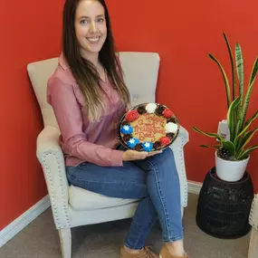 Victoria Carosella State Farm celebrated National Good Neighbor Day by visiting some of our neighbors and delivering cookie cakes.  Like a Good Neighbor State Farm Is There! #VictoriaCarosellaStateFarm #GoodNeighbor #SumtervilleFL