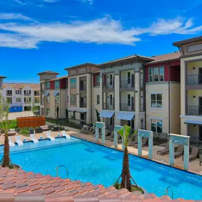 Pool at Park at Rialto Apartments