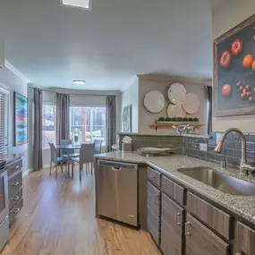 Deluxe Kitchen