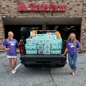 We recently took donations to Runway Cafe in Greenville for relief efforts! Happy Helicopter Tours accepted donations through October 11th to support communities in NC affected by Hurricane Helene. It was inspiring to see our community come together to help those in need.