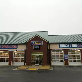 Tire Discounters on 4210 Wade Green Road in Kennesaw