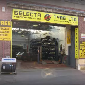 Bild von Selecta Tyre - Belper - Team Protyre