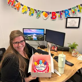 HAPPY BIRTHDAY to one of our new Team Members Lacie! 
Lacie, we are so glad to have you on Team Snell and we hope you enjoy your day! ????????