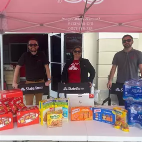 Hey Good Neighbors! Team Snell is on the scene at our Apollo Beach office! We are here to answer any questions you may have and even help start a claim for you if needed! If you’re willing and able and it’s safe to travel, come on down! We have snacks and water and would love the chance to visit with you as we all begin recovering and restoring from Hurricane Milton! Stay safe and Florida Strong