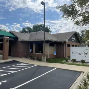 Exterior photo of reception center at Simplify Cremations & Funerals