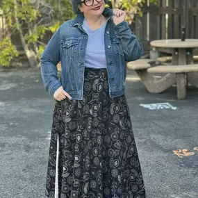 Can't beat the classics! Striped linen knit tee from Eileen Fisher, Liverpool Jean Jacket and a great wrap skirt from the Parlour.

Stay polished, comfortable, and stunning no matter where your day takes you!

#InFullSwing #WorkToPlay #PlusSizeFashion #EverydayChic