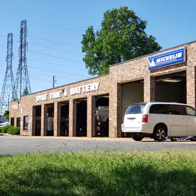 Dyke Tire Discounters on 2503 North Skipwith Rd in Richmond