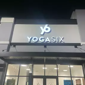 Bild von YogaSix Waterford Lakes