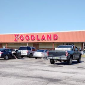 Muscle Shoals Foodland store front. A leading grocery store in Muscle Shoals!