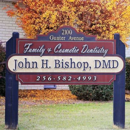 Logo de John Bishop DDS
