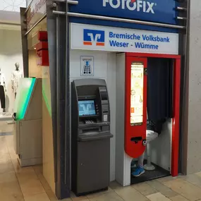 Geldautomat im Roland Center