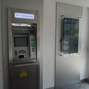 Geldautomat in der Geschäftsstelle Oberneuland