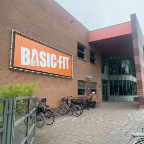 Basic-Fit Rotterdam Kralingseweg - entree