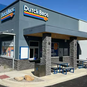 Dutch Bros W 800