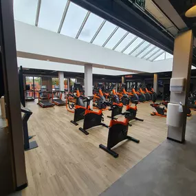 Basic-Fit Bilthoven de Kwinkelier 24/7 - virtual cycling