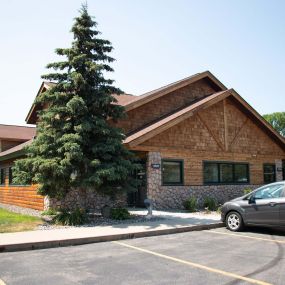 Lakeland Veterinary Hospital has been serving the Brainerd Lakes Region for more than 40 years. Our current veterinary medical facility has been our home-base since the year 2000, when it was built by local architects for the specific purpose of being a functional and modern veterinary practice.