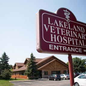 Welcome to Lakeland Veterinary Hospital!