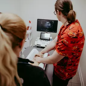 This kitty is having an ultrasound done.