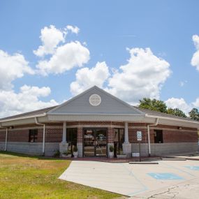 Sangaree Animal Hospital on Main Street is a full-service, state-of-the-art veterinary clinic. Our facility houses a laboratory, a surgical suite, an ultrasound machine, digital radiography, an on-site pharmacy, and more.