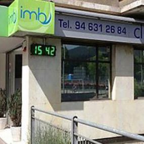 clinica-dental-imb-fachada-02.jpg