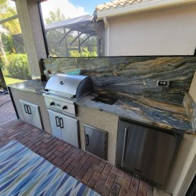Outdoor kitchen installation