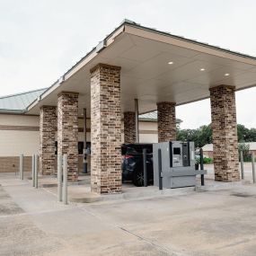 Drive-through ATM and cooperative banking services in Alvin