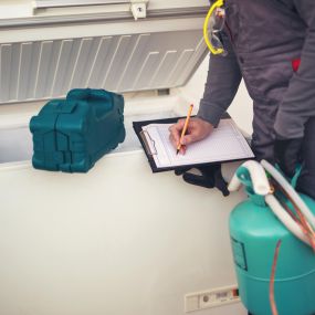 For freezer repair services, turn to the experts at Elite Appliance Repair LLC. With a solid reputation built on 14 years of experience, we specialize in diagnosing and fixing issues with freezers of all makes and models.
