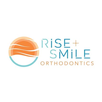 Logo de Rise + Smile Orthodontics