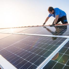 TODAY’S SOLAR ENERGY SYSTEMS ARE MORE ROOF-FRIENDLY THAN PREVIOUS SYSTEMS.