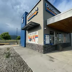 Dutch Bros Beck & Pointe