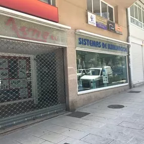 asme-iluminacion-lugo-tienda-01-g.jpg