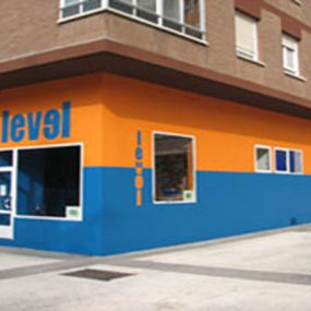 level-english-services-fachada-01.jpg