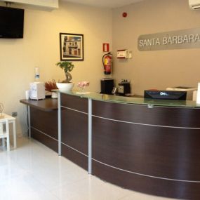 clinica-dental-santa-barbara-recepcion-04.jpg