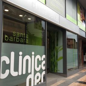 clinica-dental-santa-barbara-fachada-01.jpg