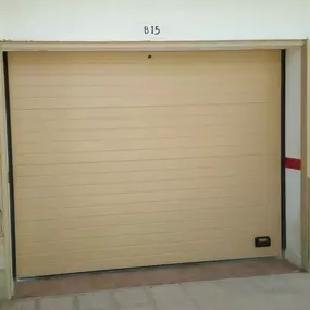 PUERTA_SECCIONAL.jpeg