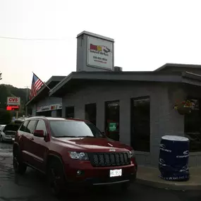 Bild von Rad Air Complete Car Care and Tire Center - Akron